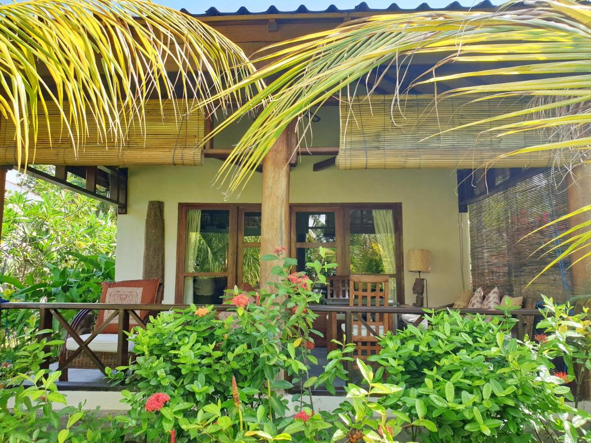 Waiara Village Guesthouse Maumere Zewnętrze zdjęcie