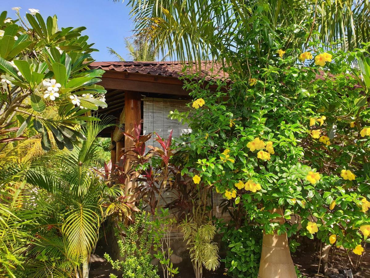 Waiara Village Guesthouse Maumere Zewnętrze zdjęcie